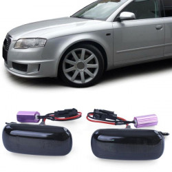 RACES frecce laterali a LED (SEQ) per Audi A4 B6 B7 TT 8J A3 8P A6 C5 A8 D3, nero