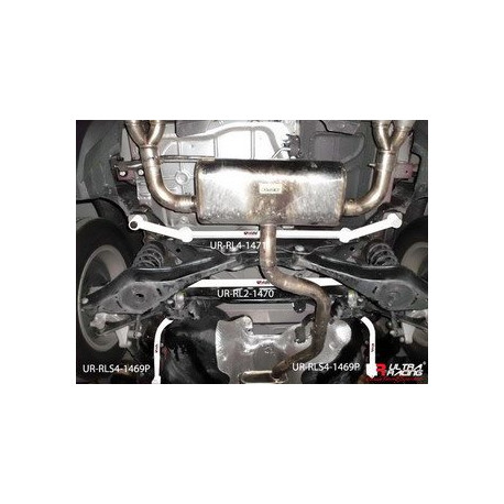 Strutbars (montanti) Audi Q3 11+ 2.0TFSI/TDI UltraRacing 4 punti Barra posteriore&nbsp;inferiore 1471 | race-shop.it