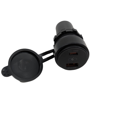 Altri prodotti RACES 100W Type-C/ 36W Type-A car charger with cover | race-shop.it