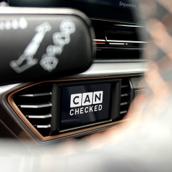 CANchecked display nella presa d`aria Cupra Formentor KM LHD MFD28 Gen2