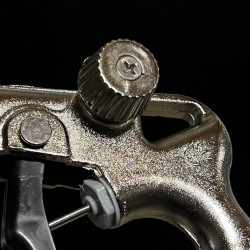 DINITROL UBS pistola