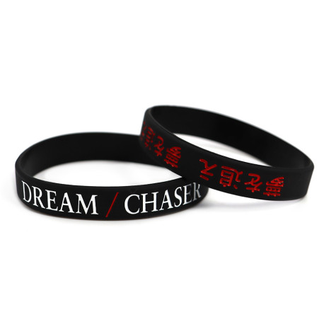 Rubber wrist band Dream Chaser braccialetto (Nero) | race-shop.it