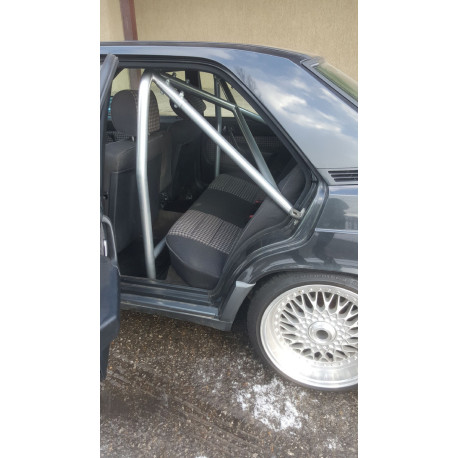 Rollcages and Rollbars Bolt-in Half Roll Cage Mercedes W201 190 | race-shop.it