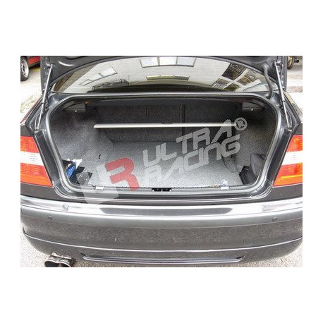 Strutbars (montanti) BMW 3-Series E46 (incl M3) UltraRacing Barra superiore posteriore | race-shop.it