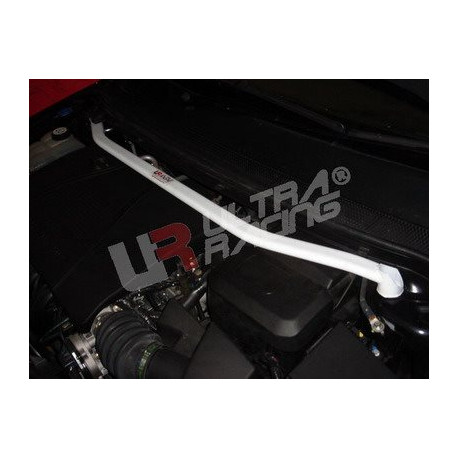 Strutbars (montanti) Ford Focus MK2 1.6/1.8 UltraRacing Barra anteriore superiore | race-shop.it
