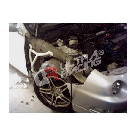 Strutbars (montanti) Honda Integra 94-01 DC2 UltraRacing Barra rinforzo per parafanghi a 3 punti | race-shop.it