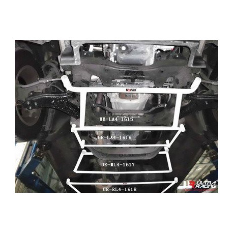 Strutbars (montanti) Hyundai H1 07+ 2.5D UltraRacing 4 punti Barra media&nbsp;inferiore | race-shop.it