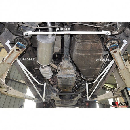 Strutbars (montanti) Nissan Serena/Vanette 91-01 C23 2.0 Ultra-R 2x 3-punti Barre laterali | race-shop.it