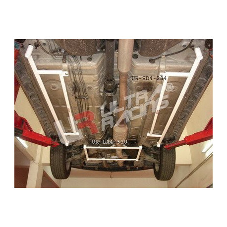 Strutbars (montanti) Mitsubishi Outlander 03-06 Ultra-R 2x 4 punti Barre laterali | race-shop.it