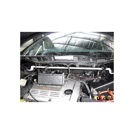 Strutbars (montanti) Toyota Previa 00-06 Ultra-R Barra anteriore&nbsp;superiore 1633 | race-shop.it