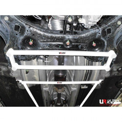 Nissan Almera 1.5 11+ UltraRacing Barra inferiore del pavimento anteriore - 4 punti